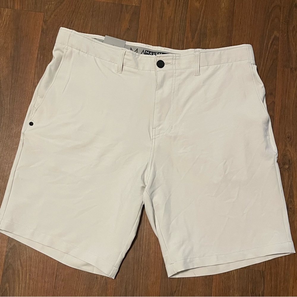 NWT Buckle MAVEN Co-op Par Performance Stretch Short Size 36